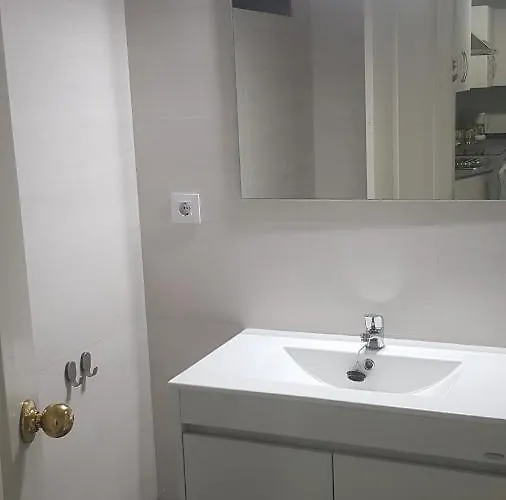 Caracola Wifi Y Aire Acondicionado 加的斯